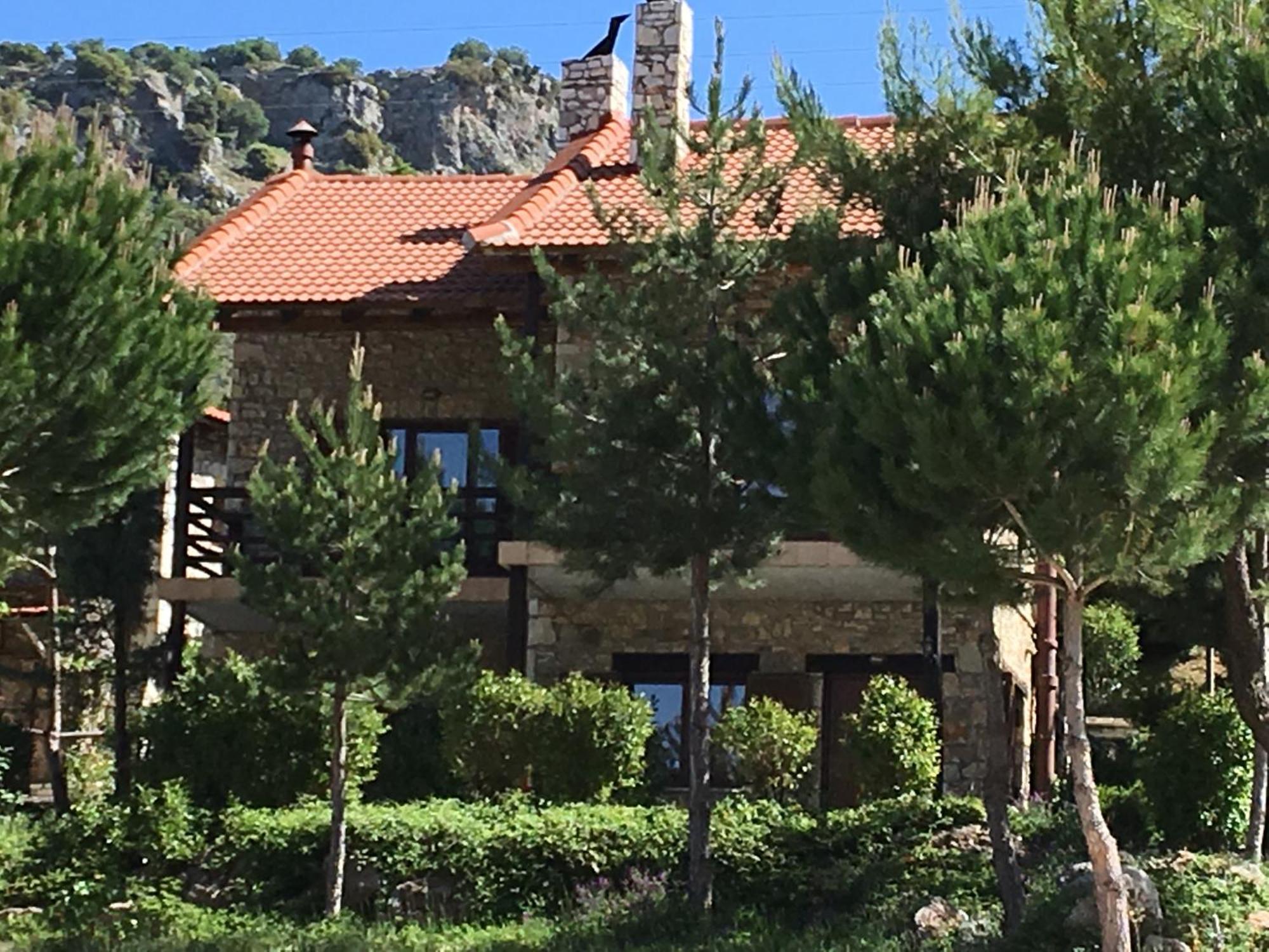 Georgio'S V Chalet Kalavrita المظهر الخارجي الصورة